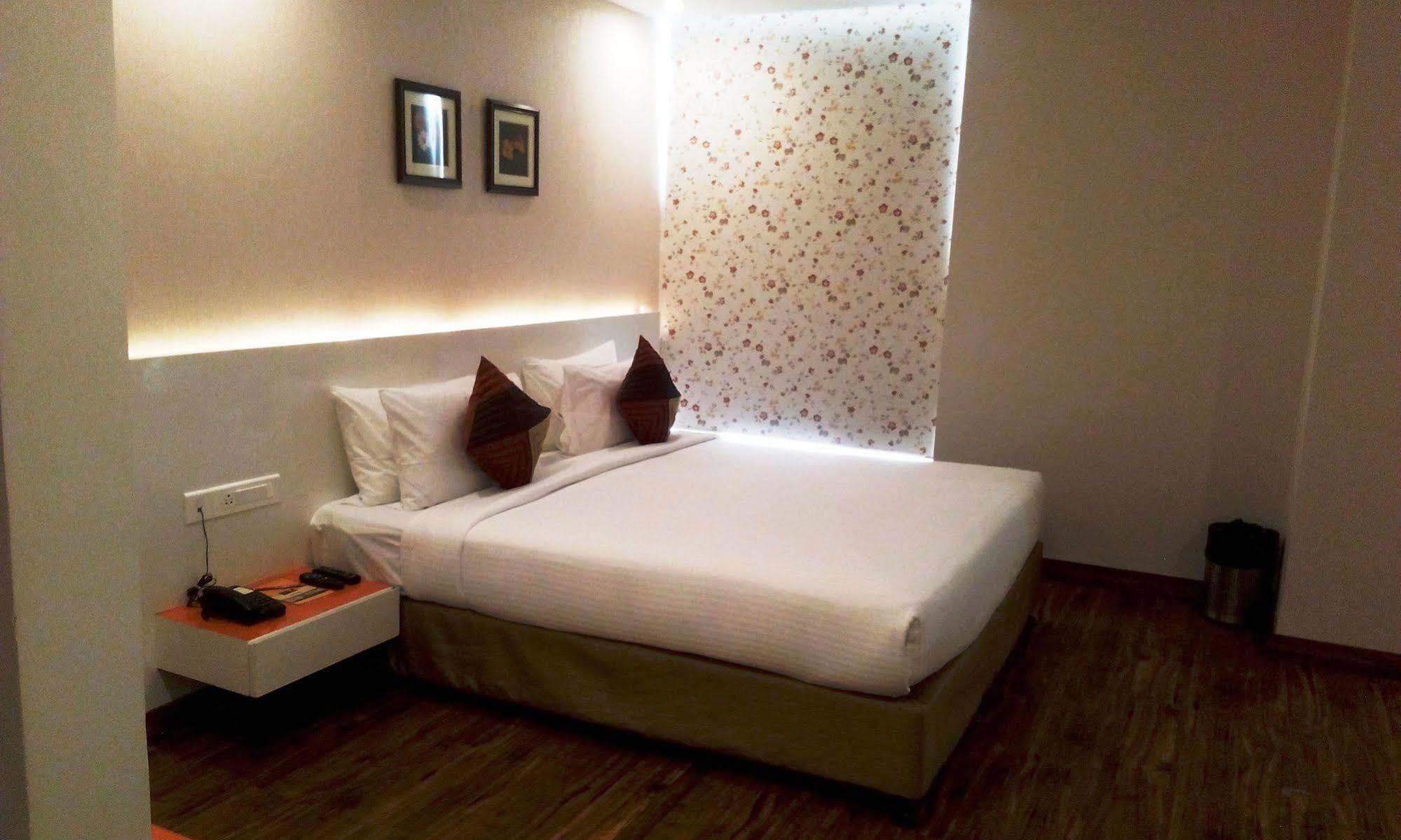 Mango Hotels Prangan Bhubaneswar Zewnętrze zdjęcie